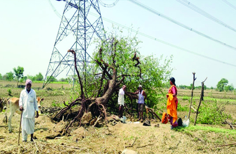 गिरड परिसरात वादळी वाऱ्यासह गारपीट