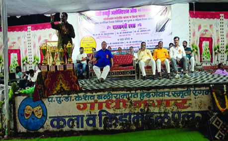 खेळण्याची सवय सुदृढ समाज व राष्ट्र निर्माणासाठी मदतगार- खा. काळे