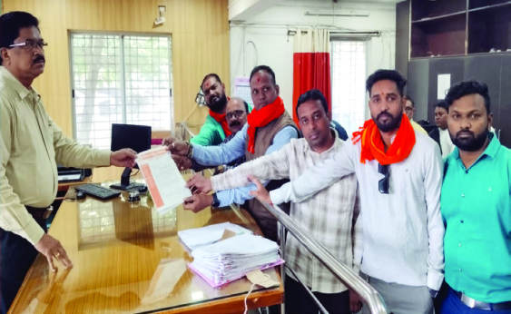 हिंगणघाट येथे विश्व हिंदू परिषद तर्फे मालेगाव तालुक्यातील घडलेल्या घटनेबद्दल तहसीलदार यांना निवेदन